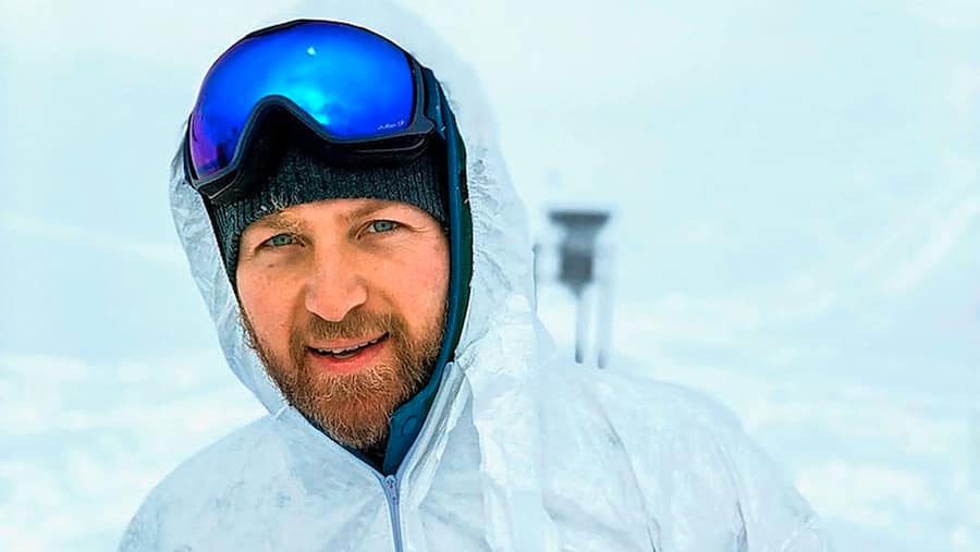 Jürg Trachsel mit Skibrille