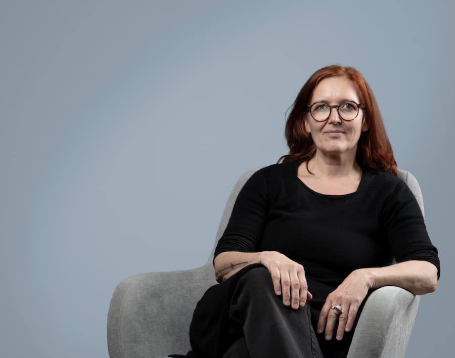 <p>Sabine Brunner ist Psychotherapeutin am MMI. Ihre Erfahrung zeigt: Nicht immer ignorieren die Eltern die Gefühle ihrer Kinder, manchmal nehmen sie diese schlicht nicht wahr oder interpretieren sie falsch.</p>