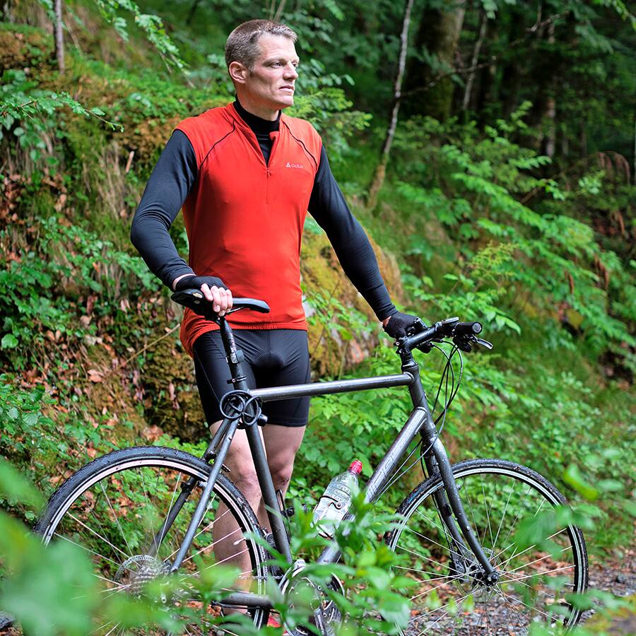 Protagonist am Bike.